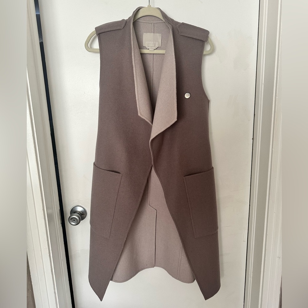 Soia & Kyo Women's Linn-rv Double Face Wool Vest XS, in taupe, NWOT